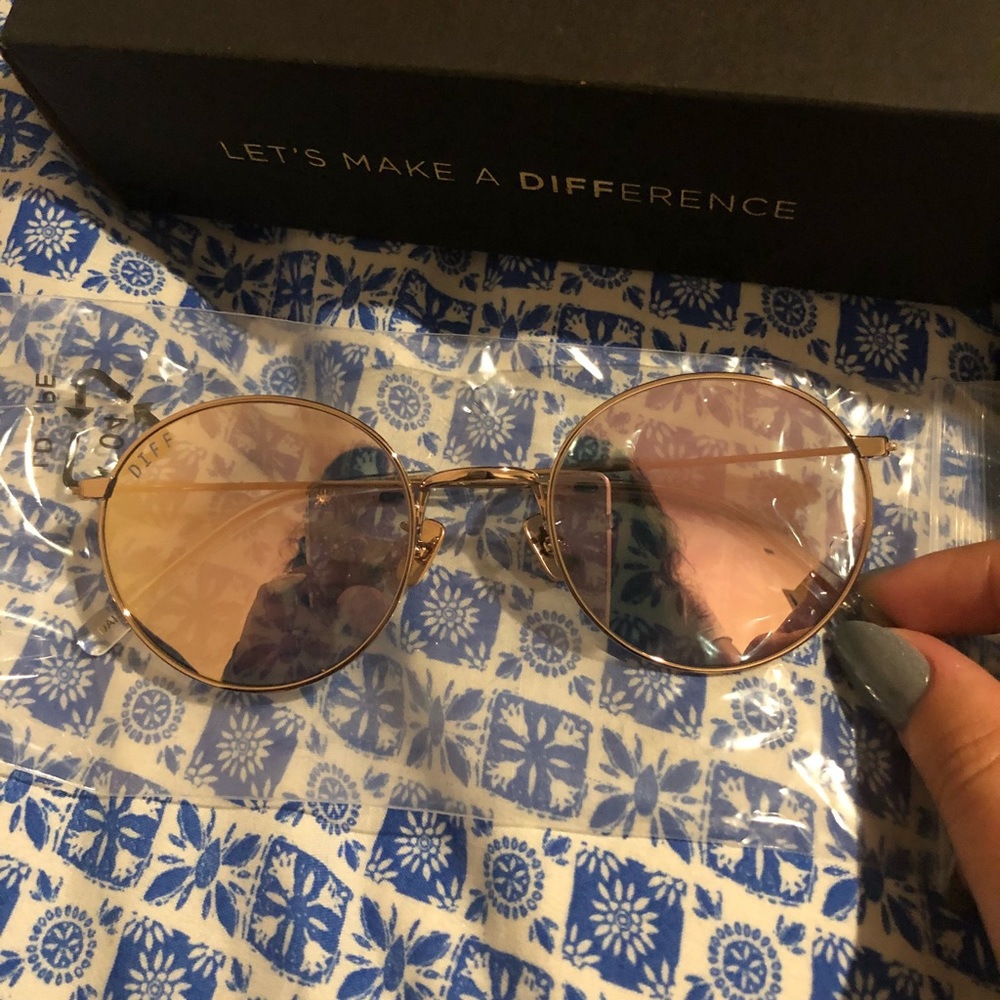 DIFF Eyewear Daisy sunglasses - Picture 6 of 7
